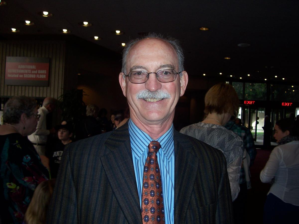 Chief Magistrate Judge Thinks Shen Yun Is ‘Phenomenal’