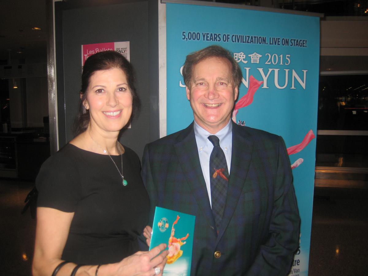 Luxury Real Estate Couple Lauds Shen Yun