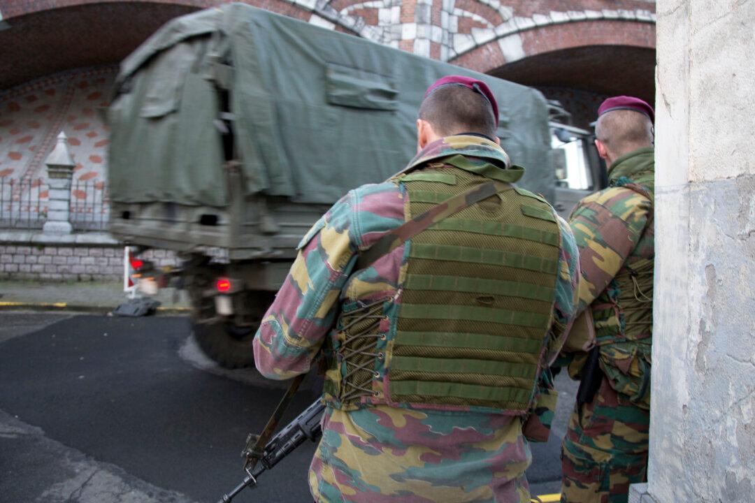 Suspects Held in Greece as European Terror Crackdown Widens