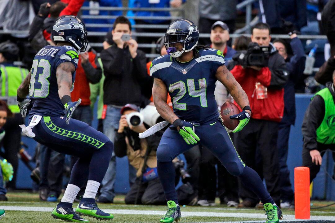 Beast Quake! Marshawn Lynch Fans Create Earthquake at Century Link as Seattle Seahawks Beat Greenbay Packers.