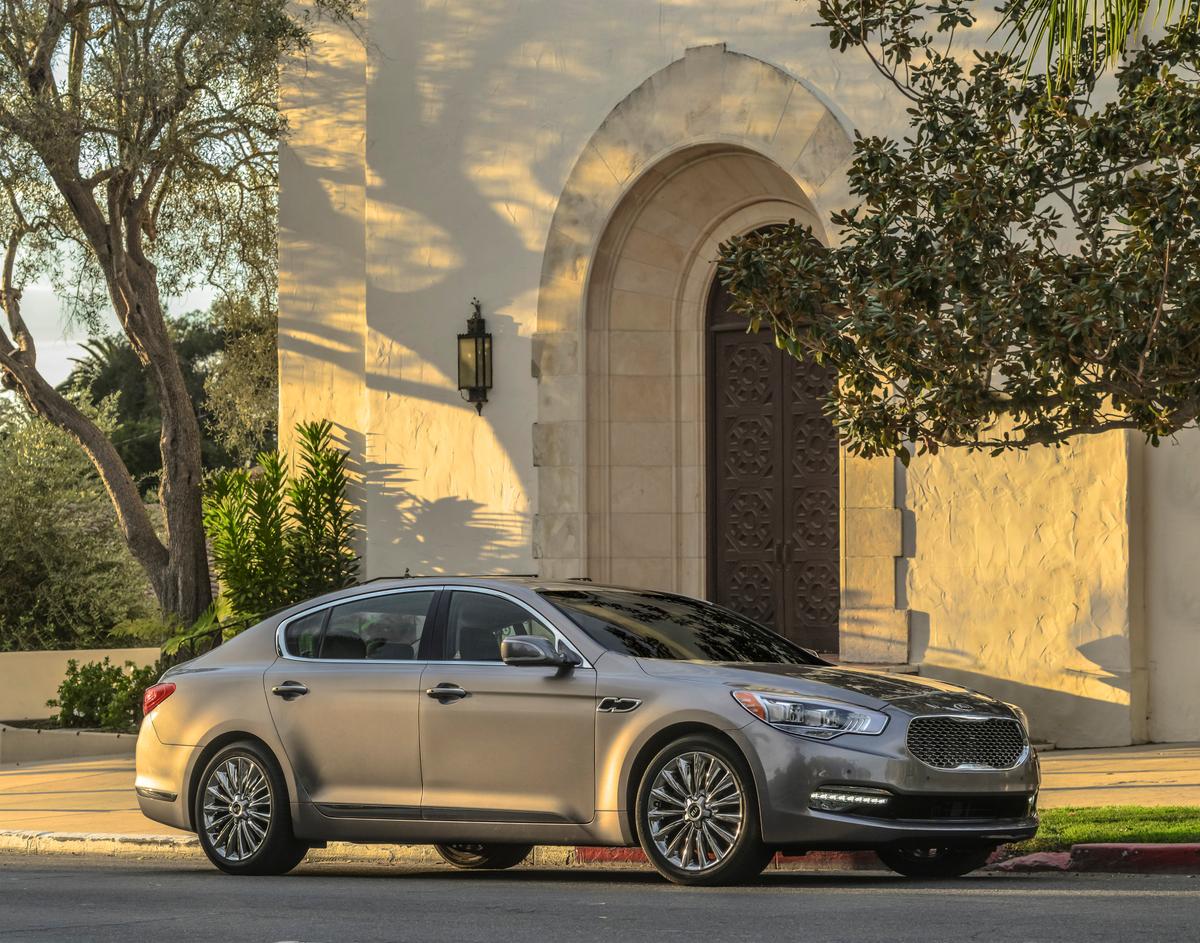 2015 KIA K900
