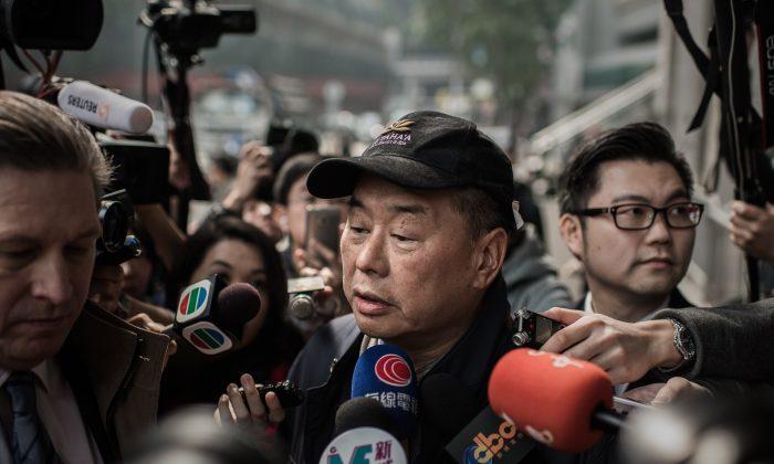 Apple Daily Founder Jimmy Lai ‘Arrested’ for Joining Occupy Protests, Later Walks Free
