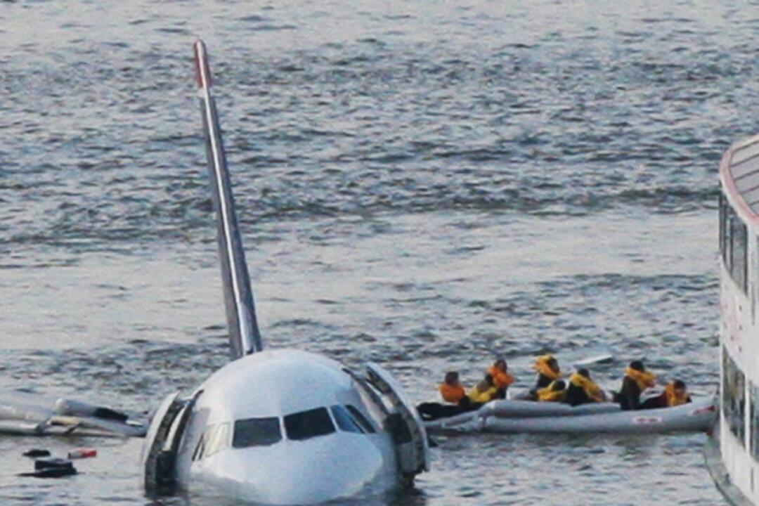 Real-Life Investigators Object to Portrayal in ‘Sully’ Movie