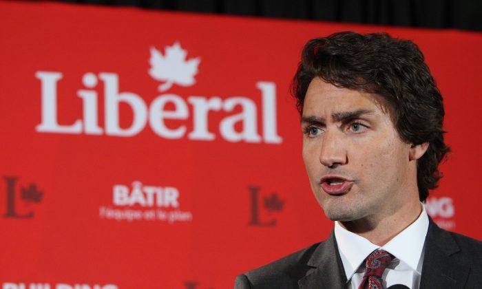 Trudeau Mum on Running Deficits as Oliver Slams Liberal Economic Policy