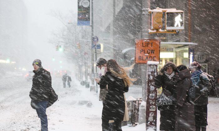 NYC Snow Photos: Blizzard Pictures for ‘Snowmageddon’