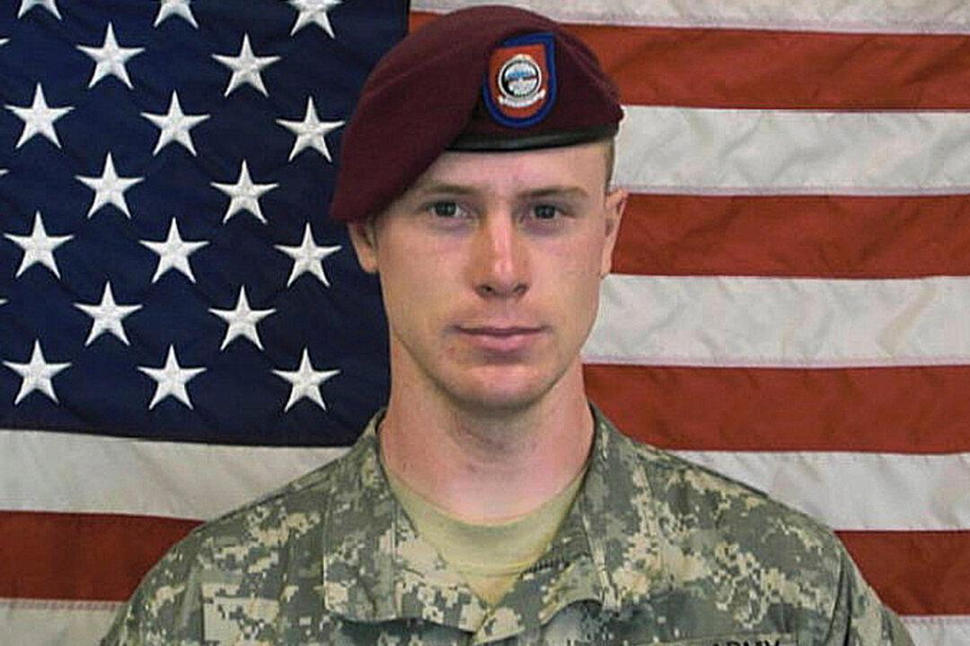 Bowe Bergdahl Desertion Charge Reports False, Army Says