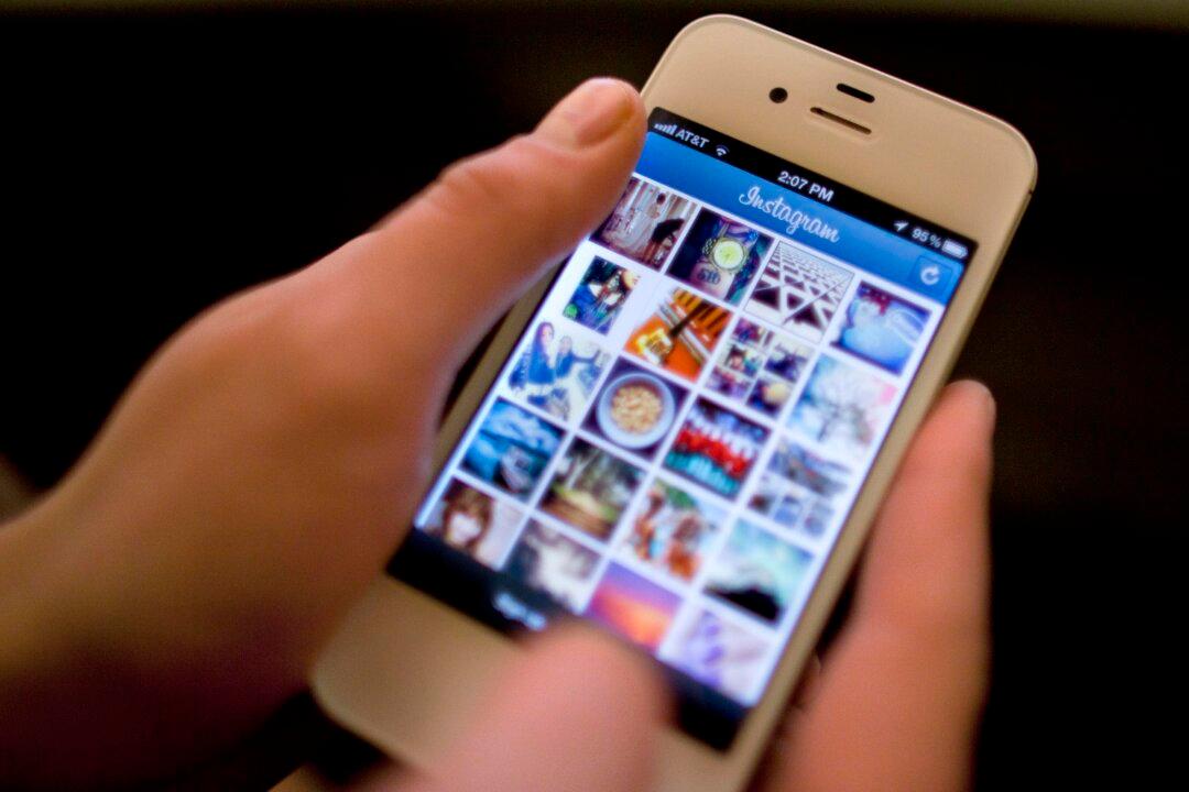 Instagram Back Up After Outage on Monday