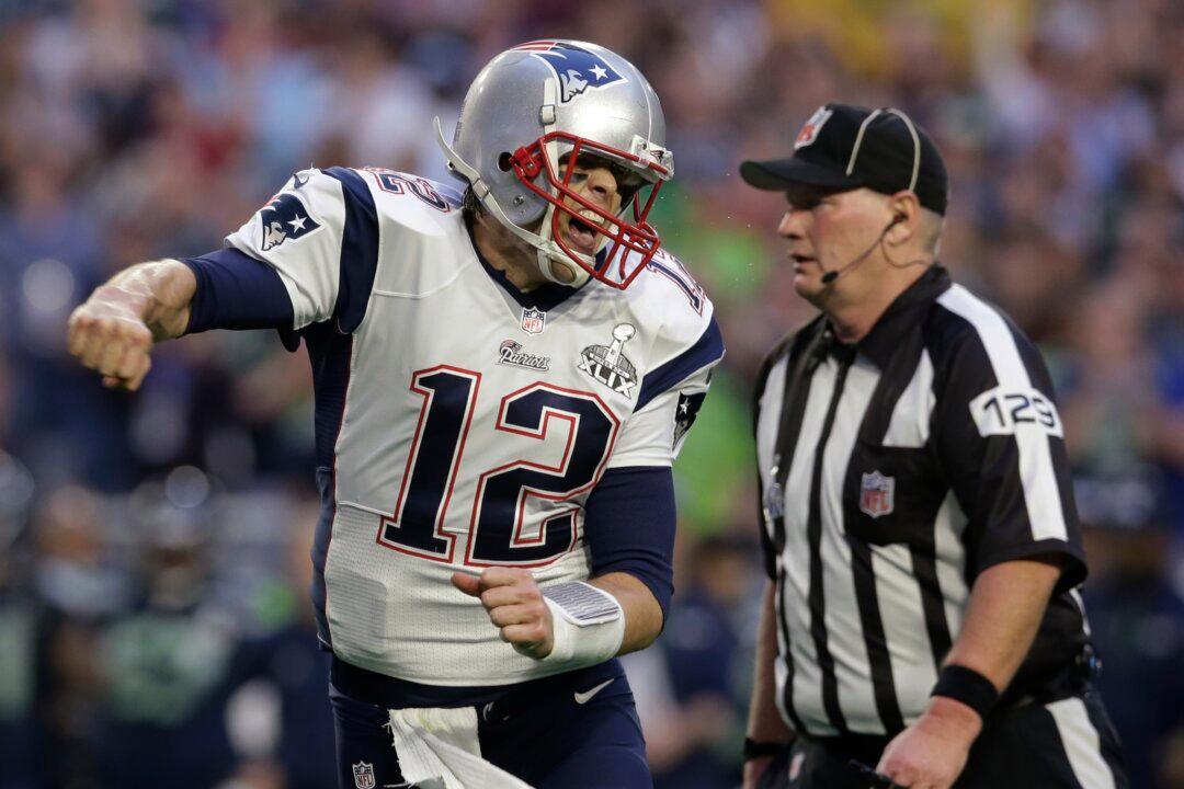 David Tyree-Like Jermaine Kearse Catch: Video of Stunning Seahawks Super Bowl Catch