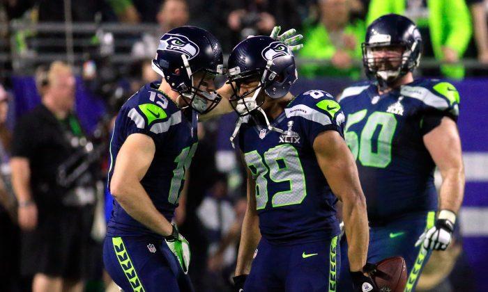 Entire Seahawks Team Discussed Joining Colin Kaepernick’s Protest, Players Say