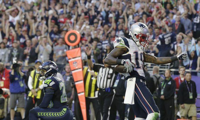 Super Bowl 49 Fight Video: Patriots-Seahawks Players Brawl Toward End of Regulation
