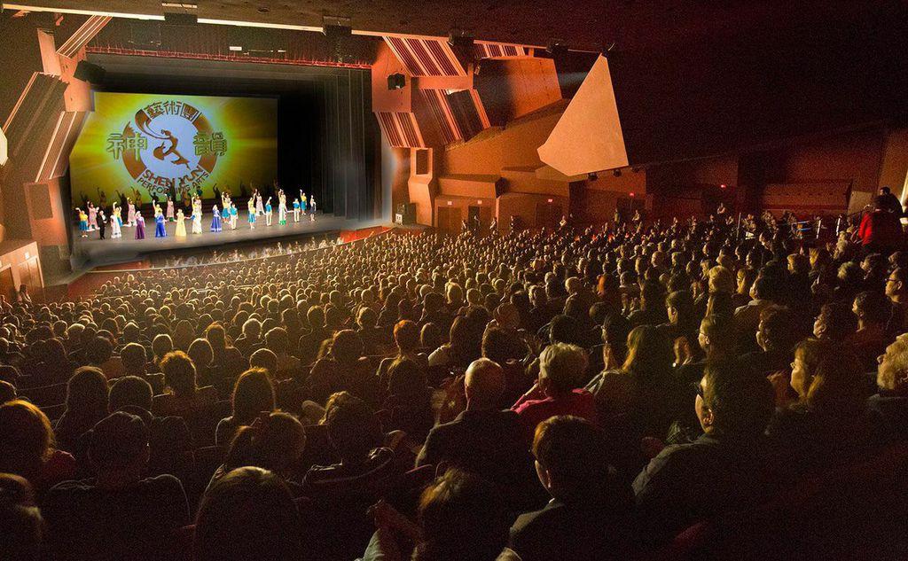 Six Consecutive Sold Out Shen Yun Performances in Costa Mesa