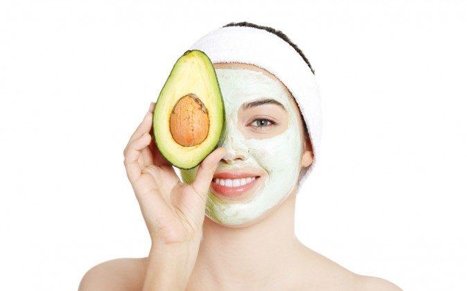 DIY: Avocado Face Mask (Video)