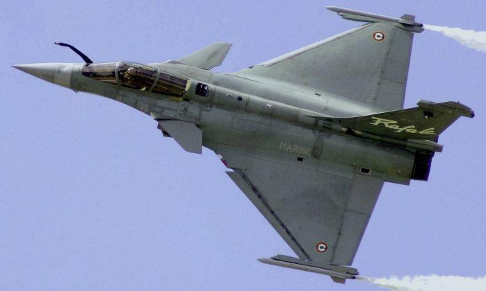 Indonesia Signs Deal With France to Acquire 42 Rafale Warplanes