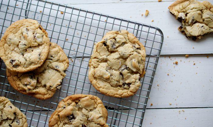Recipe: Healthy Chocolate Chip Cookies With Avocado