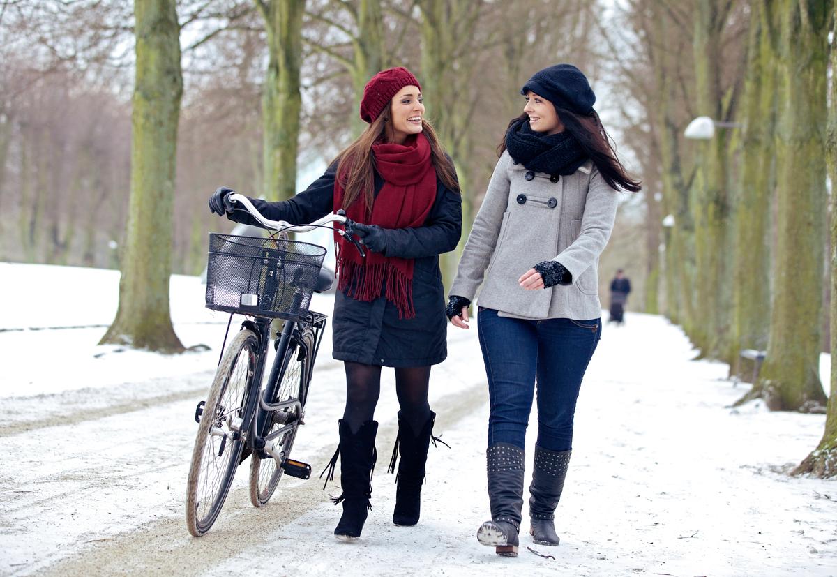 Why Buddies Beat Celebrities for Diet Advice