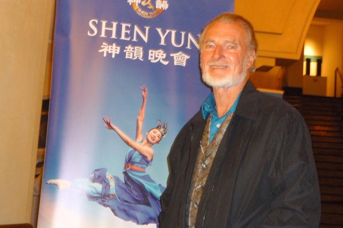 Musician Sees Heaven in Shen Yun
