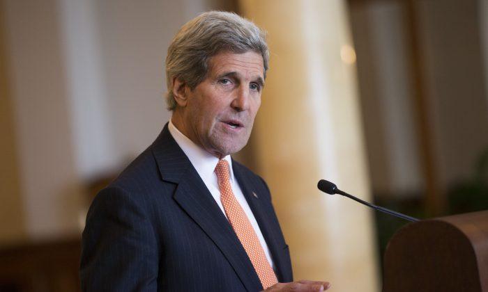 Kerry in Cairo for Egypt Security Talks
