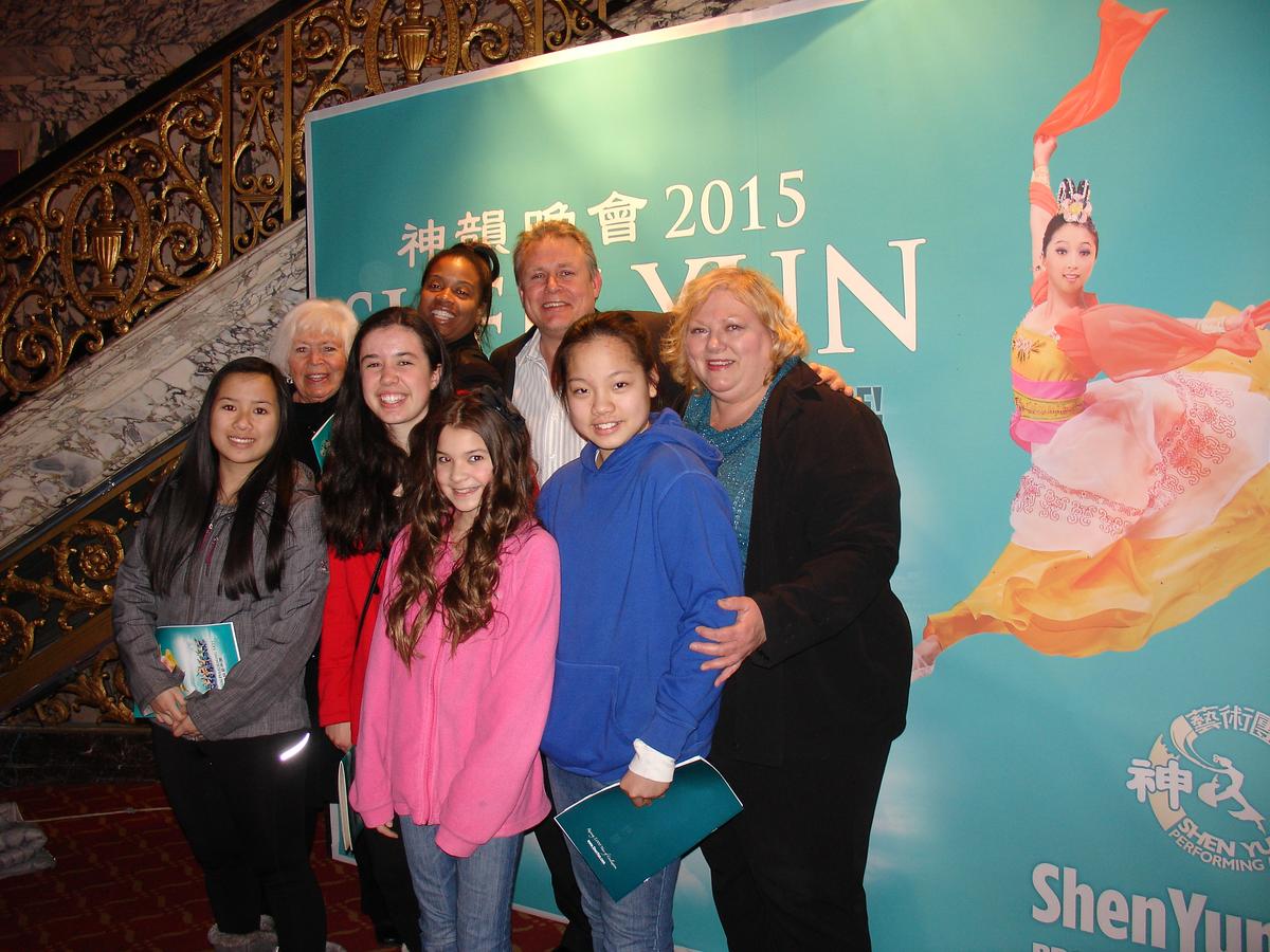 A Message for Shen Yun: ‘We Admire You Very Much’