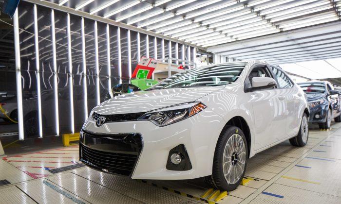 Toyota Mississippi Celebrates 500,000th Corolla Rolling Off the Line