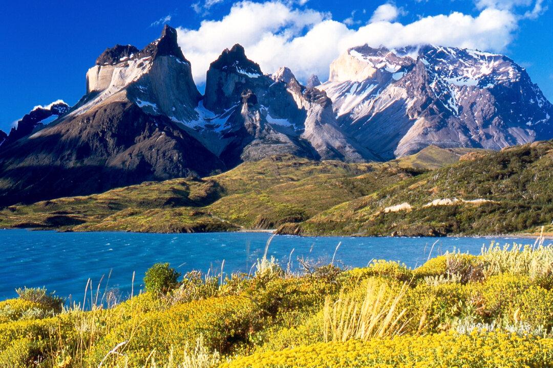 10 Amazing Places to Hike Before You Die