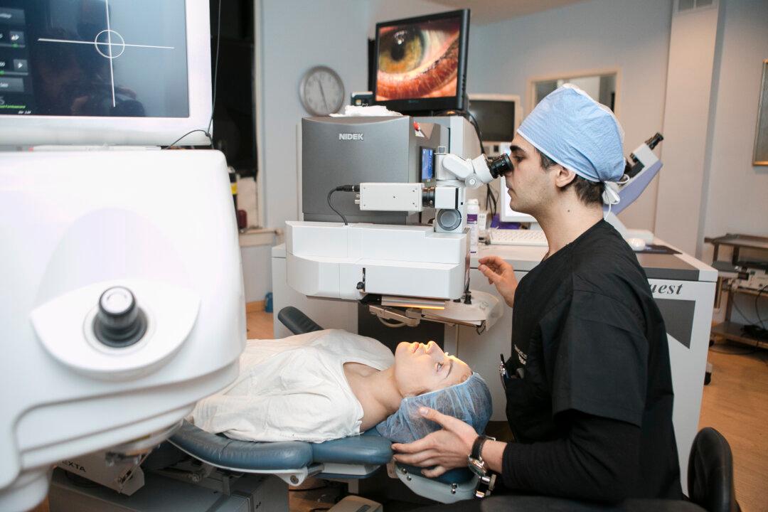 New Eye Laser Makes Surgery More Accurate