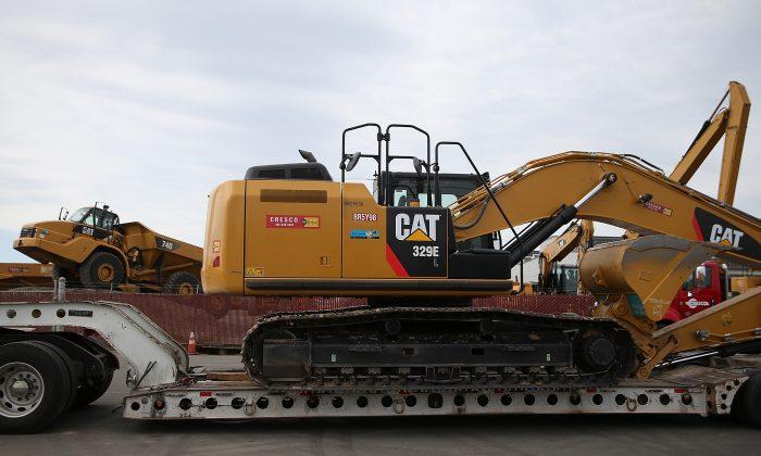 Federal Agents Raid Caterpillar Offices in Central Illinois