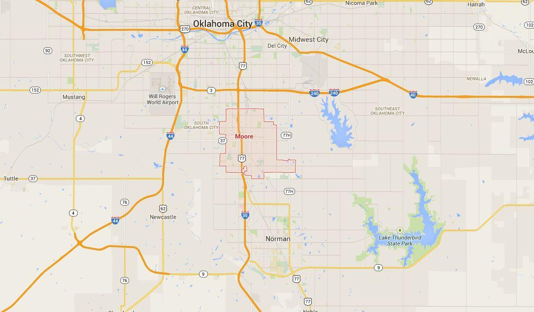 Tornado Damages KOKC Radio Tower in Oklahoma, Splits it in Half