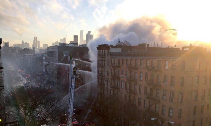 Restaurants Pommes Frites, Sushi Park Destroyed in Manhattan Building Fire