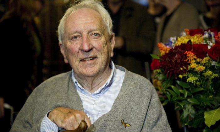 Tomas Transtroemer Dies: Nobel Prize Laureate Passes