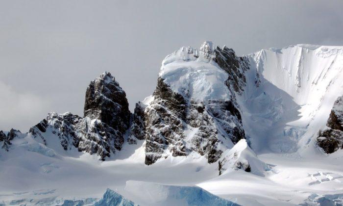 Shrinking of Antarctic Ice Shelves Is Accelerating