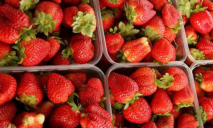 Needles Found in Strawberries in Australian City, Police Investigating