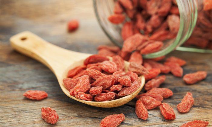 Goji Berries: A Superfood Handed Down for 2,500 Years