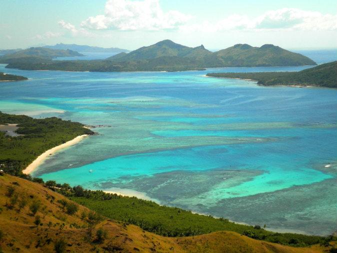 Beach paradise, Fiji Islands (Shutterstock)