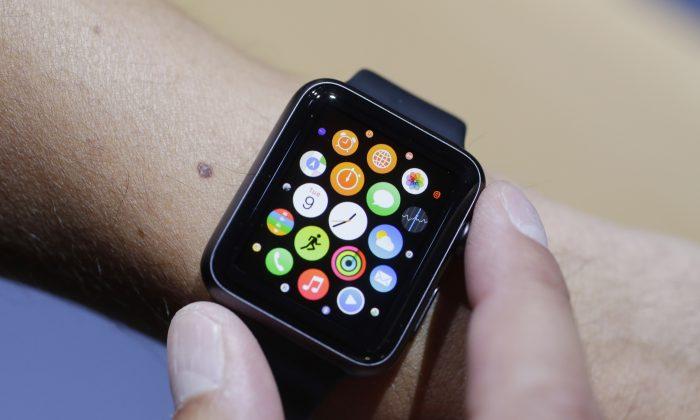 Apple Watch Users Complain After Device Causes Rashes and Burns