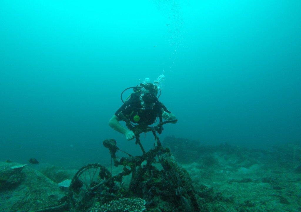 Getting Scuba Certified in Beutiful Gili Trawangan, Indonesia!