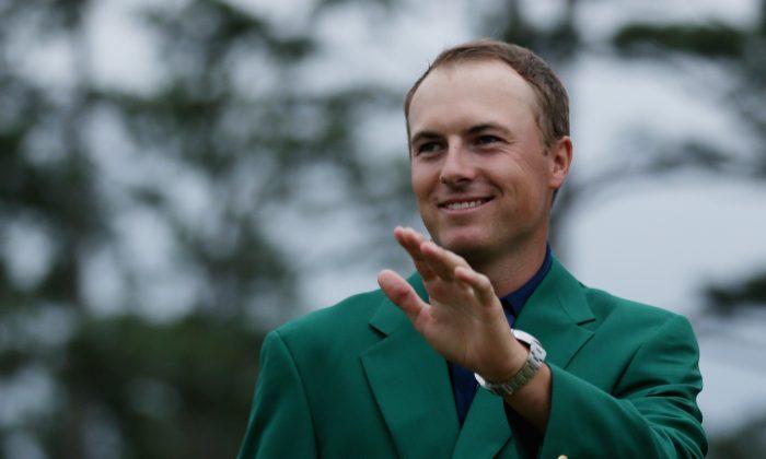 Spieth Ties 72-Hole Record, Wins First Green Jacket