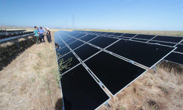 Experts Raise Doubts About California’s Solar Rebates