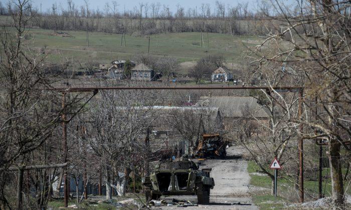 Fighting Continues in Easter Ukraine Despite High Level Talks
