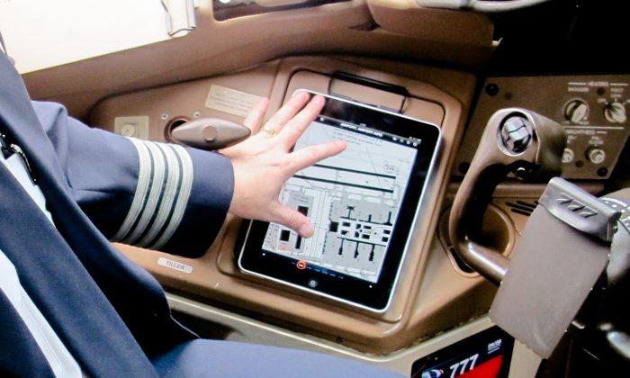 Pilots Rely on iPads to Fly Planes, But What Happens When the App Fails
