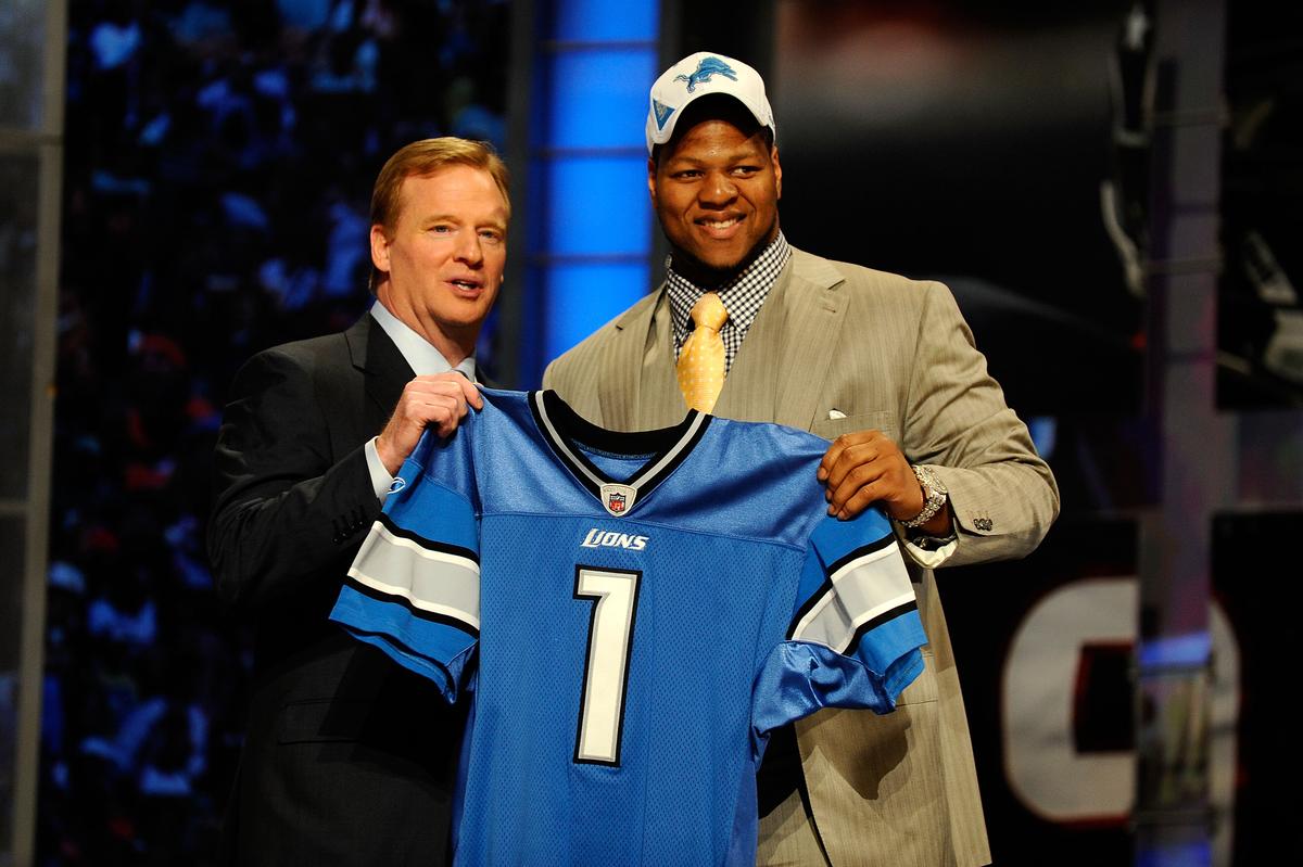 NFL Draft 2015: Will it Resemble the 2009 Disaster or the Loaded 2010 Class?