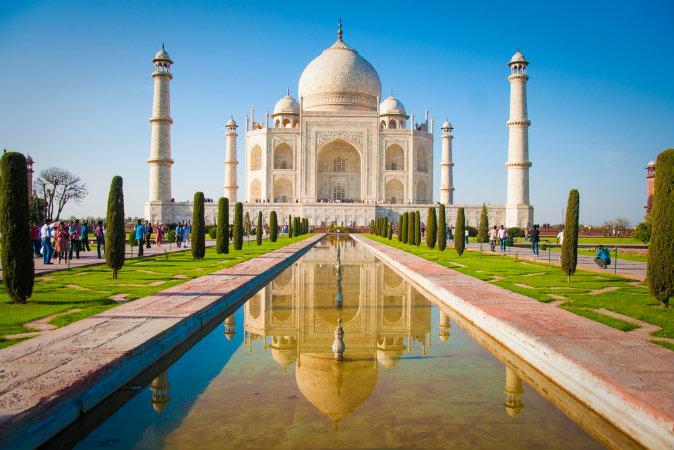 Taj Mahal on a bright day. (Shutterstock)