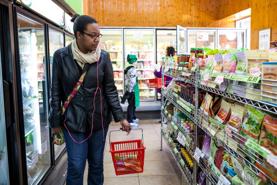 Here’s How to Trick Your Brain Into Buying Healthier Groceries