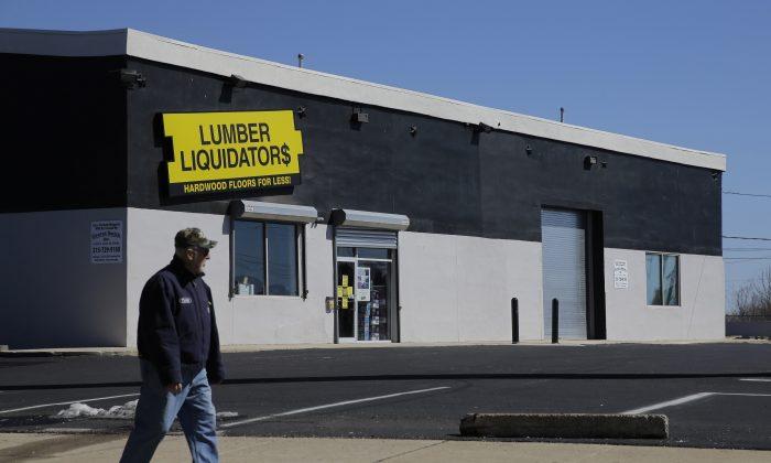 CDC Says It Miscalculated Cancer Risk for Lumber Liquidators’ Products