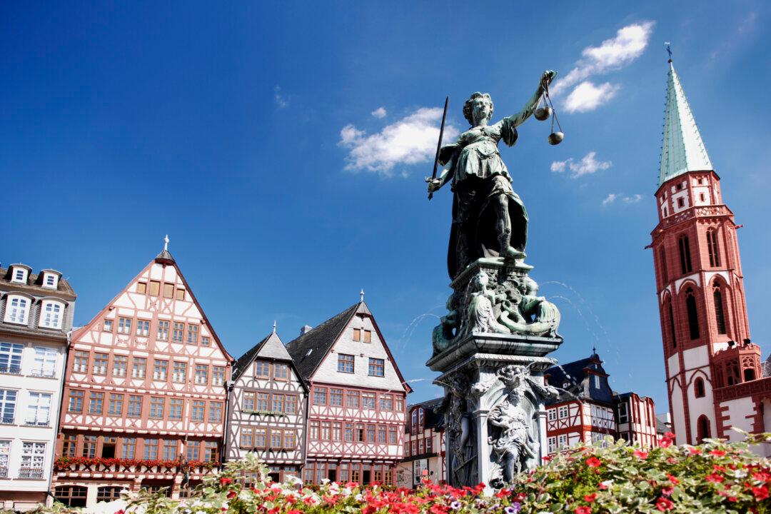 8 Reasons to Choose Frankfurt for Your First Trip to Europe