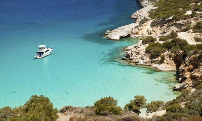 3 of the Best Greek Islands for Family Escapes