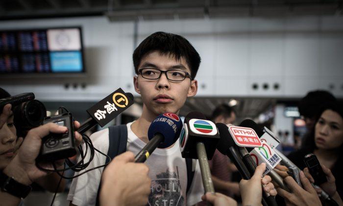 This 18-Year-Old Hong Kong Democracy Activist Can’t Enter Malaysia