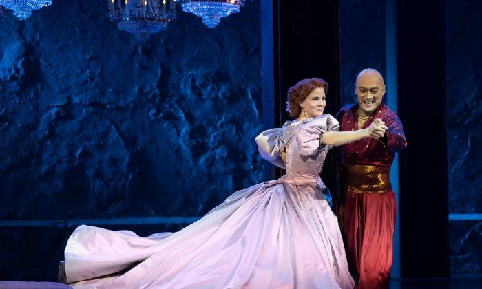 Theater Review: ‘The King and I’