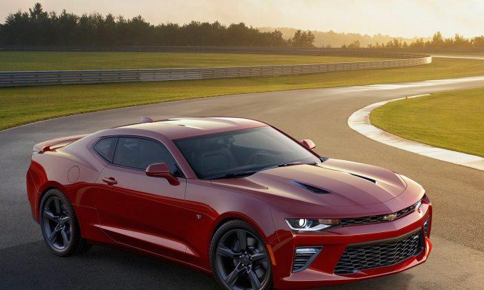 2016 Chevy Camaro Is Lighter, Sleeker, and Ready For Action