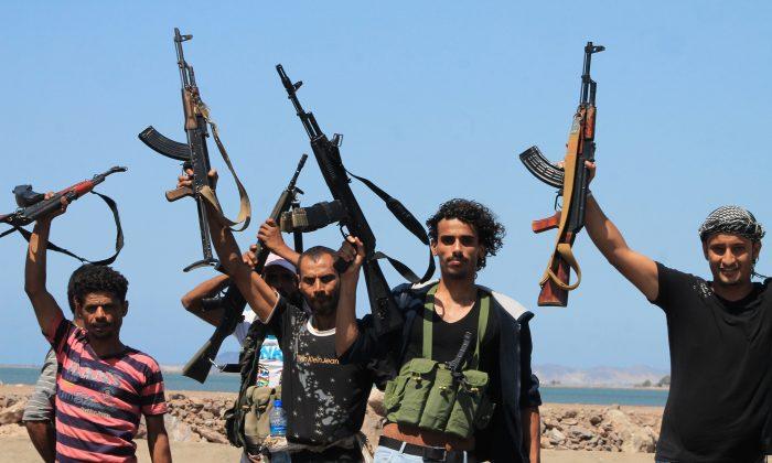 Yemen Rebels Refuse to Board Plane for Geneva Peace Talks