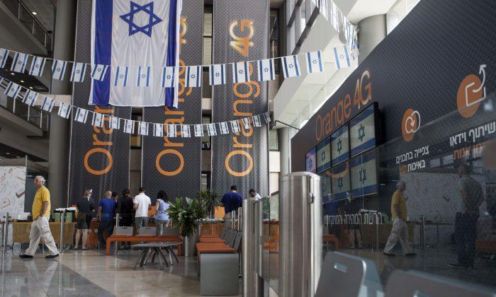 Orange’s Pullout From Israel Gives Lift to Boycott Movement